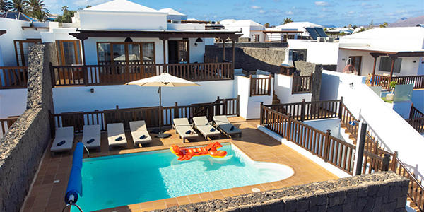 Villas in Lanzarote with private pool - Villa Vista Rey - 6 Bedrooms