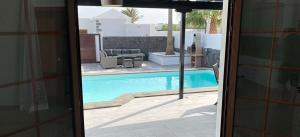 big-playa-blanca-villa-arabella-view-from-inside-onto-terrace