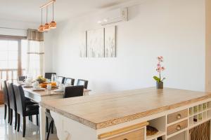 big-playa-blanca-villa-vista-rey-kitchen-