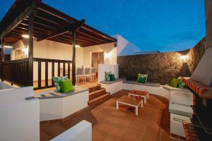 big-vista-princesa-outdoor-bbq-night