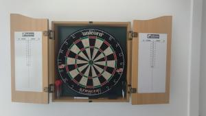 big_villa_vista_reina_dart_board