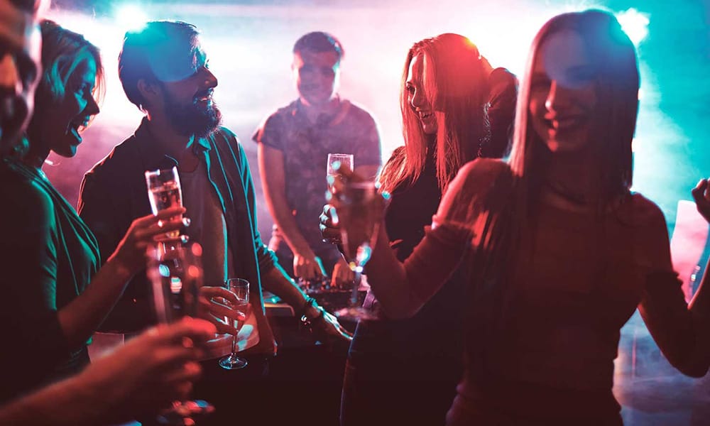 Playa Blanca nightlife places to go dancing