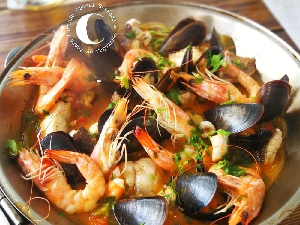 Casual seafood