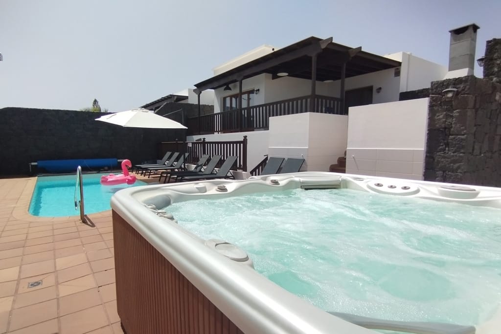 Villa Princesa hot tub